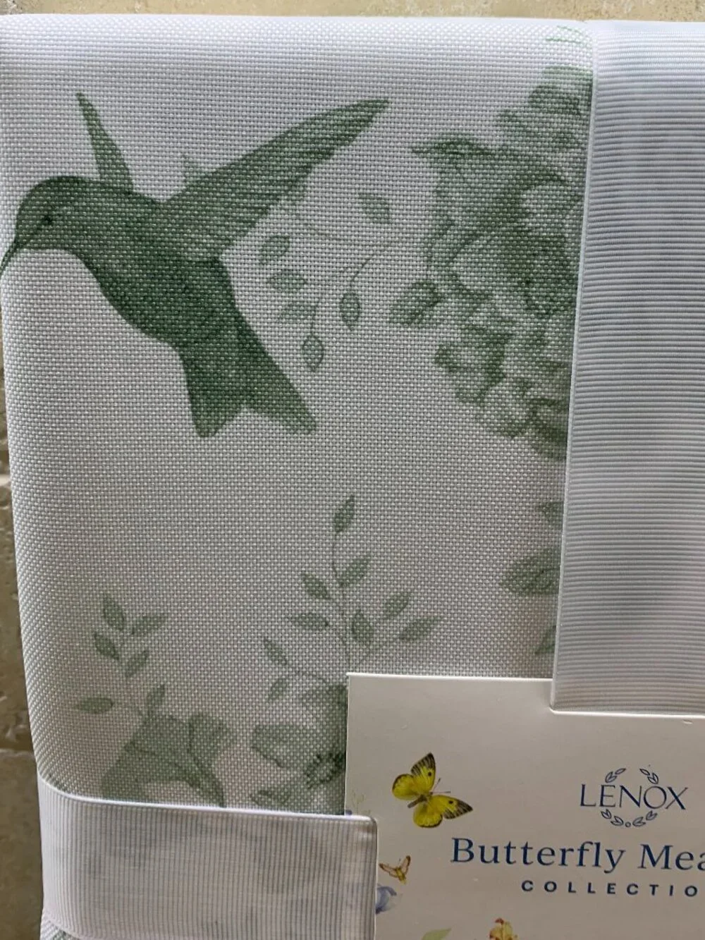 Lenox gorgeous tablecloth
